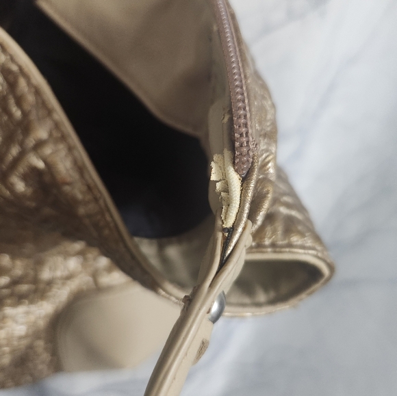 BCBG Generation Gold Textured Vegan Leather Women's Bag Hobo Y2K - Picture 8 of 16